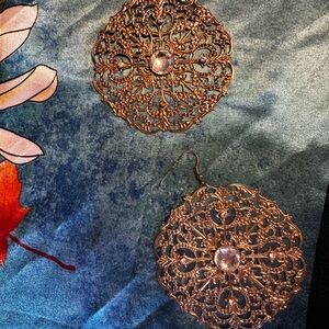 Elegant Gold Filigree Earrings